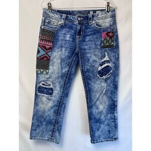 Miss Me Juniors Size 29 Blue Signature Cuffed Capri Distressed Embroidered Jeans